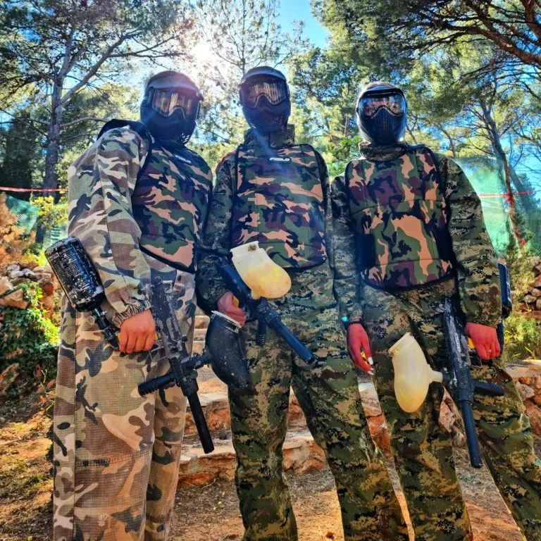 paintball three friends